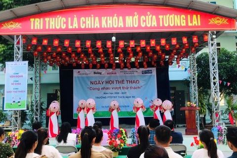 Ngày hội thể thao “ Cùng nhau vượt qua thử thách” tại trường PTDTBT THCS Nậm Xe