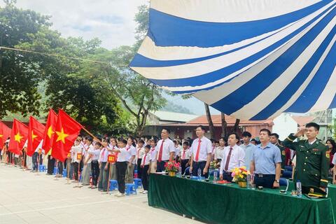 Các trường học trên địa bàn xã Sin Suối Hồ từng bừng Khai giảng năm học mới.