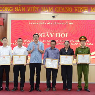 <a href="/tin-tuc-su-kien/thong-tin-an-ninh-trat-tu" title="Thông tin quốc phòng - an ninh" rel="dofollow">QUỐC PHÒNG - AN NINH</a>