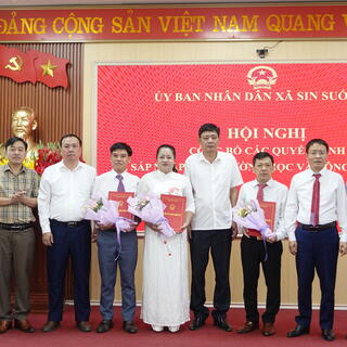 <a href="/tin-tuc-su-kien/hoat-dong-cua-hdnd-ubnd2" title="Hoạt động của HĐND - UBND" rel="dofollow">HOẠT ĐỘNG CỦA HĐND - UBND</a>