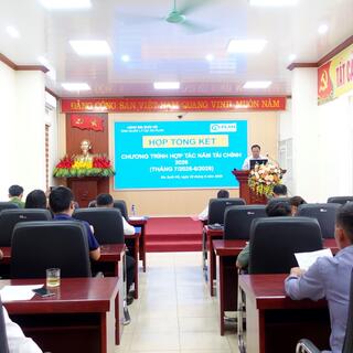 <a href="/tin-tuc-su-kien/thong-tin-kinh-te-giam-ngheo2" title="Thông tin Kinh tế - Giảm nghèo" rel="dofollow">KINH TẾ - GIẢM NGHÈO</a>