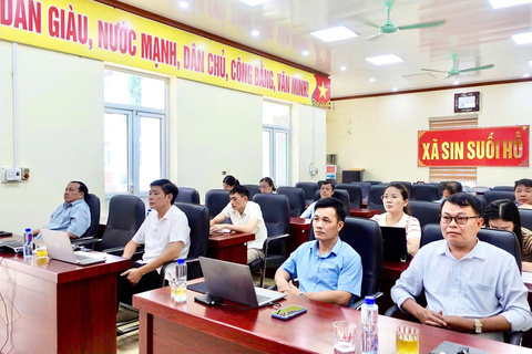 Xã Sin Suối Hồ dự hội nghị trực tuyến đánh giá tình hình thực hiện Nghị quyết số 57-NQ/TW