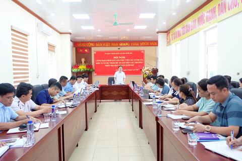 Lãnh đạo UBND xã Sin Suối Hồ làm việc với các cơ quan, đơn vị về dự thảo Đề án sắp xếp các trường trên địa bàn xã